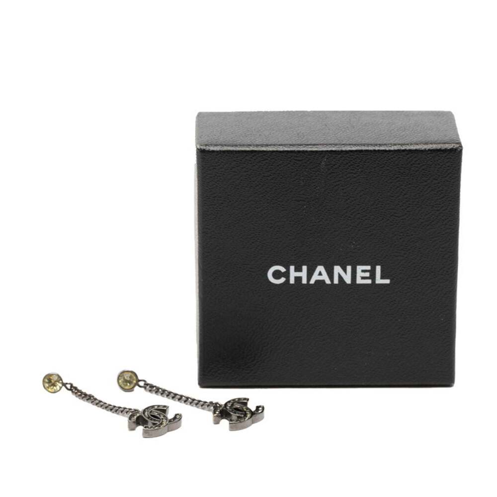 CHANEL Yellow Logo Earrings - Picture 4 of 4